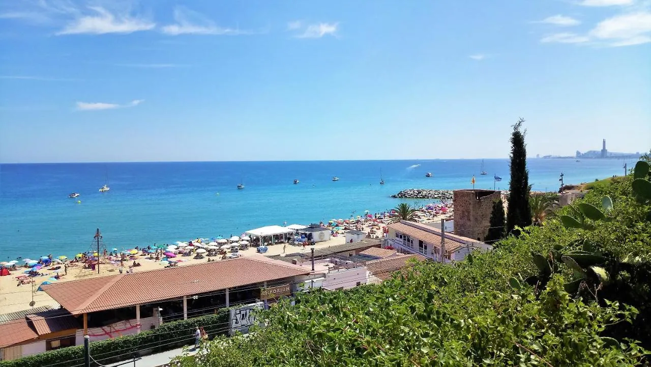 Bianca Seaview & Beach Apartment Montgat 0*,  España
